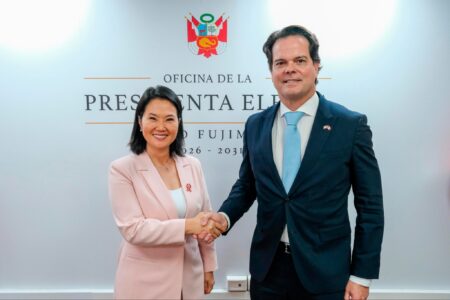 Keiko Fujimori se reunió con el embajador de Estados Unidos para abordar cooperación y comercio