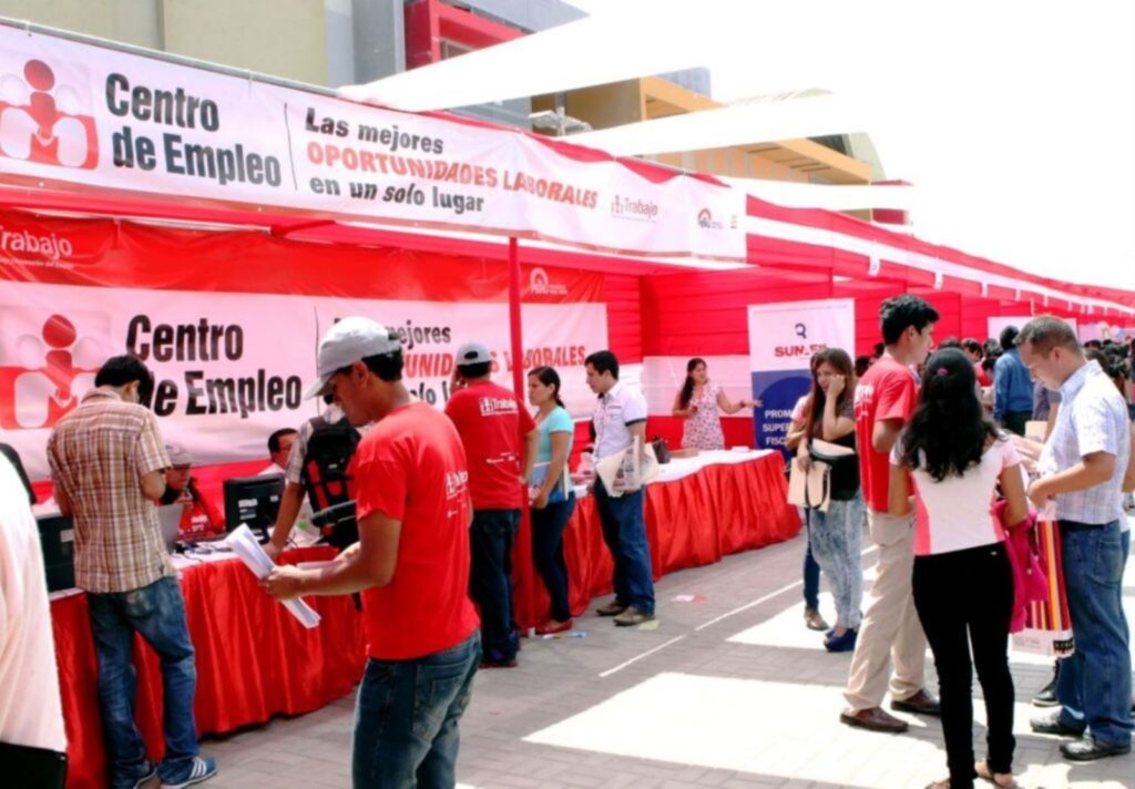El 43.7% de los trabajadores de Piura está en estado de vulnerabilidad El 43.7% de los trabajadores de Piura está en estado de vulnerabilidad