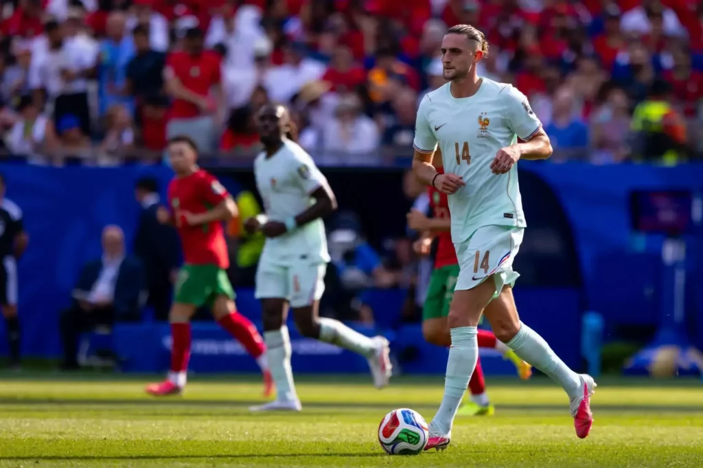 Adrien Rabiot aseguró que «Francia no teme a nadie» antes del duelo contra España Adrien Rabiot aseguró que "Francia no teme a nadie" antes del duelo contra España