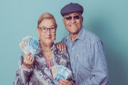 ONP inicia pago de pensiones de julio: más de 649 mil jubilados recibirán gratificación ONP inicia pago de pensiones de julio: más de 649 mil jubilados recibirán gratificación