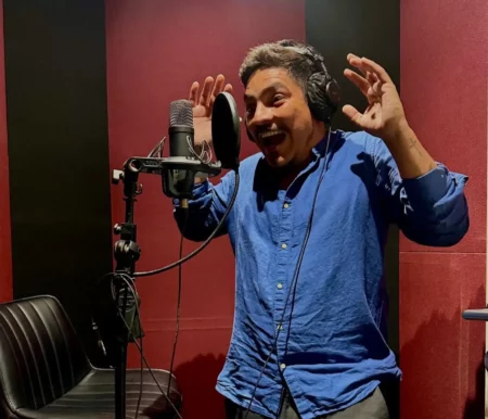 Erick Elera debuta en el doblaje de voz con "PAW Patrol: La Dino Película"