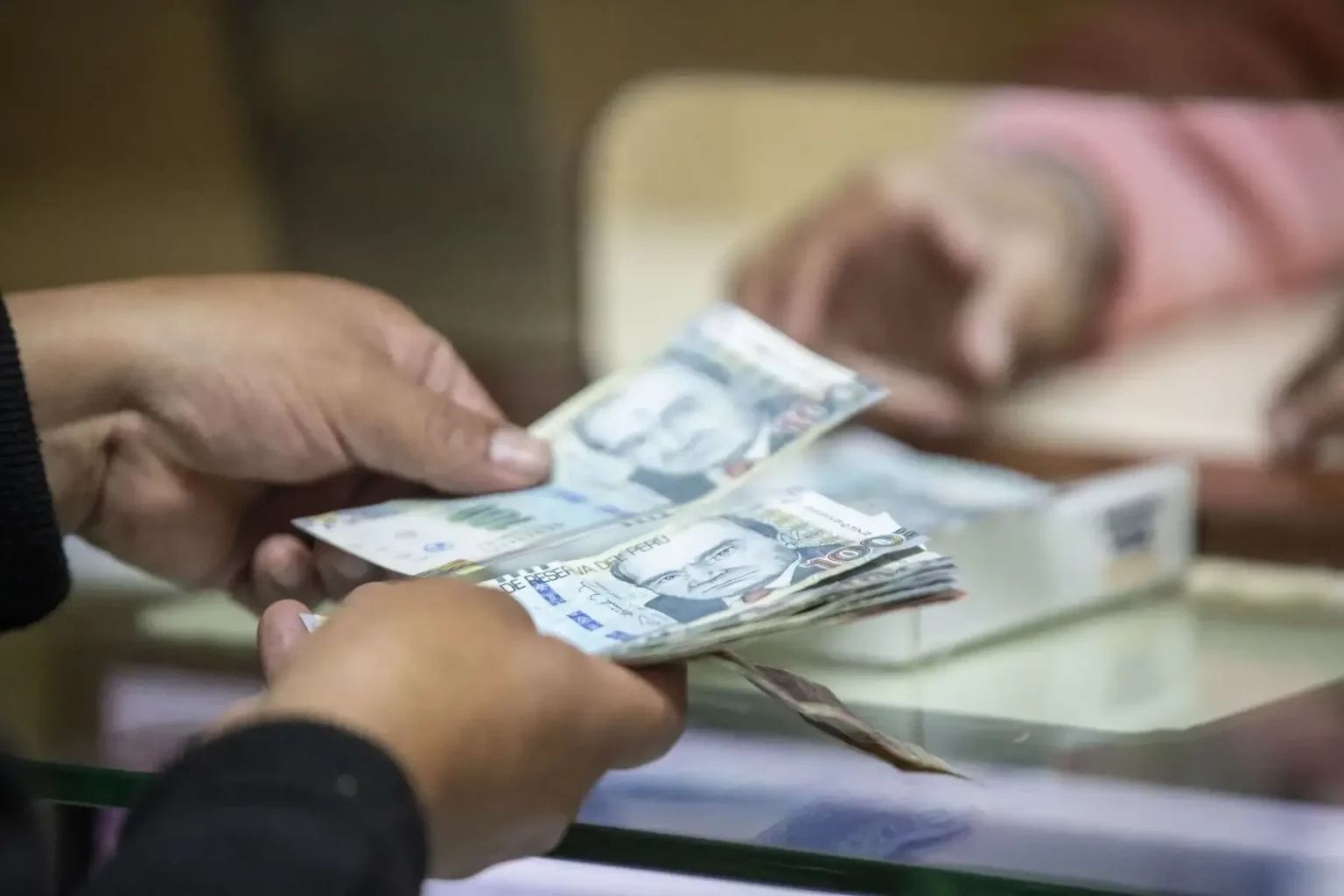Aguinaldo por Fiestas Patrias 2026: ¿qué trabajadores públicos recibirán S/ 300 en julio? Aguinaldo por Fiestas Patrias 2026: ¿qué trabajadores públicos recibirán S/ 300 en julio?