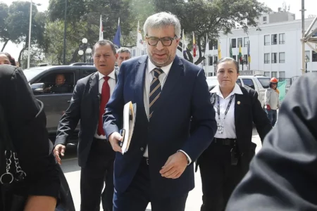 ONPE aprueba S/ 624 mil para la defensa legal de Piero Corvetto