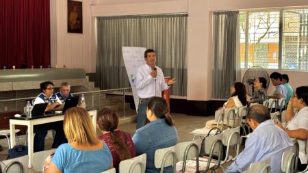 ENOSA y UGEL Piura preparan a representantes de colegios de Cura Mori y Catacaos para prevenir riesgos eléctricos durante el FEN