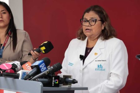 EsSalud busca reducir a 17 días la espera para cirugías