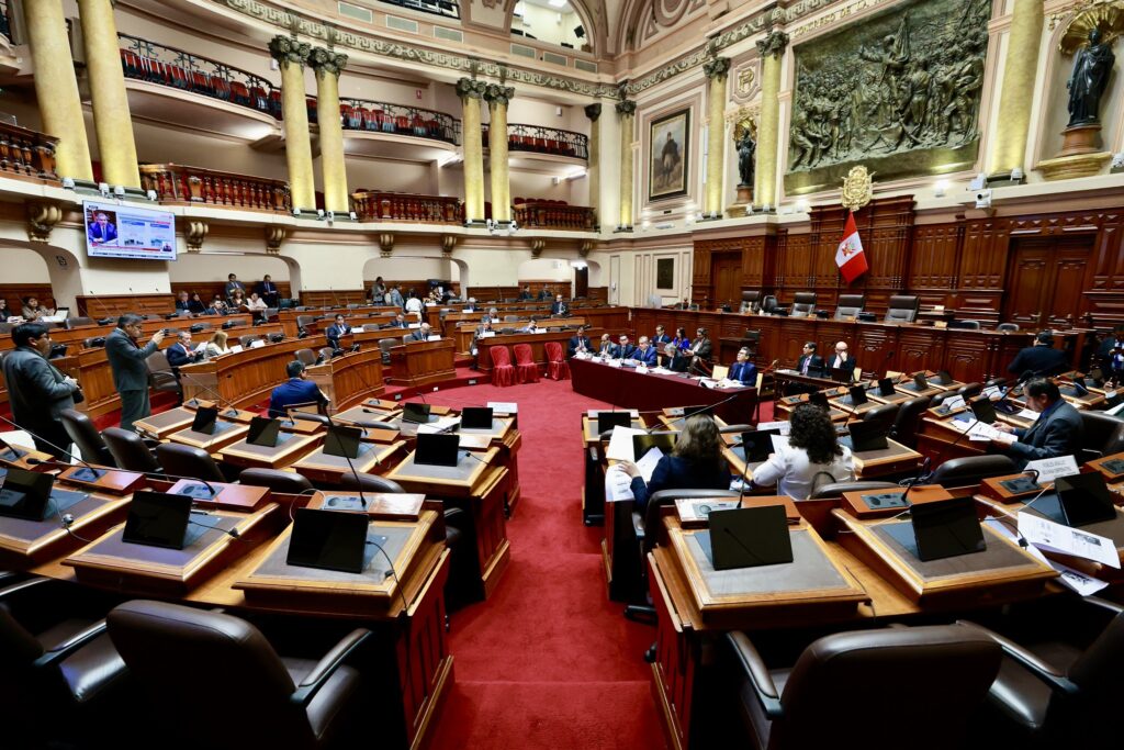 Ipsos: Más del 70% de peruanos respalda medidas incluidas en pedido de facultades al Ejecutivo
