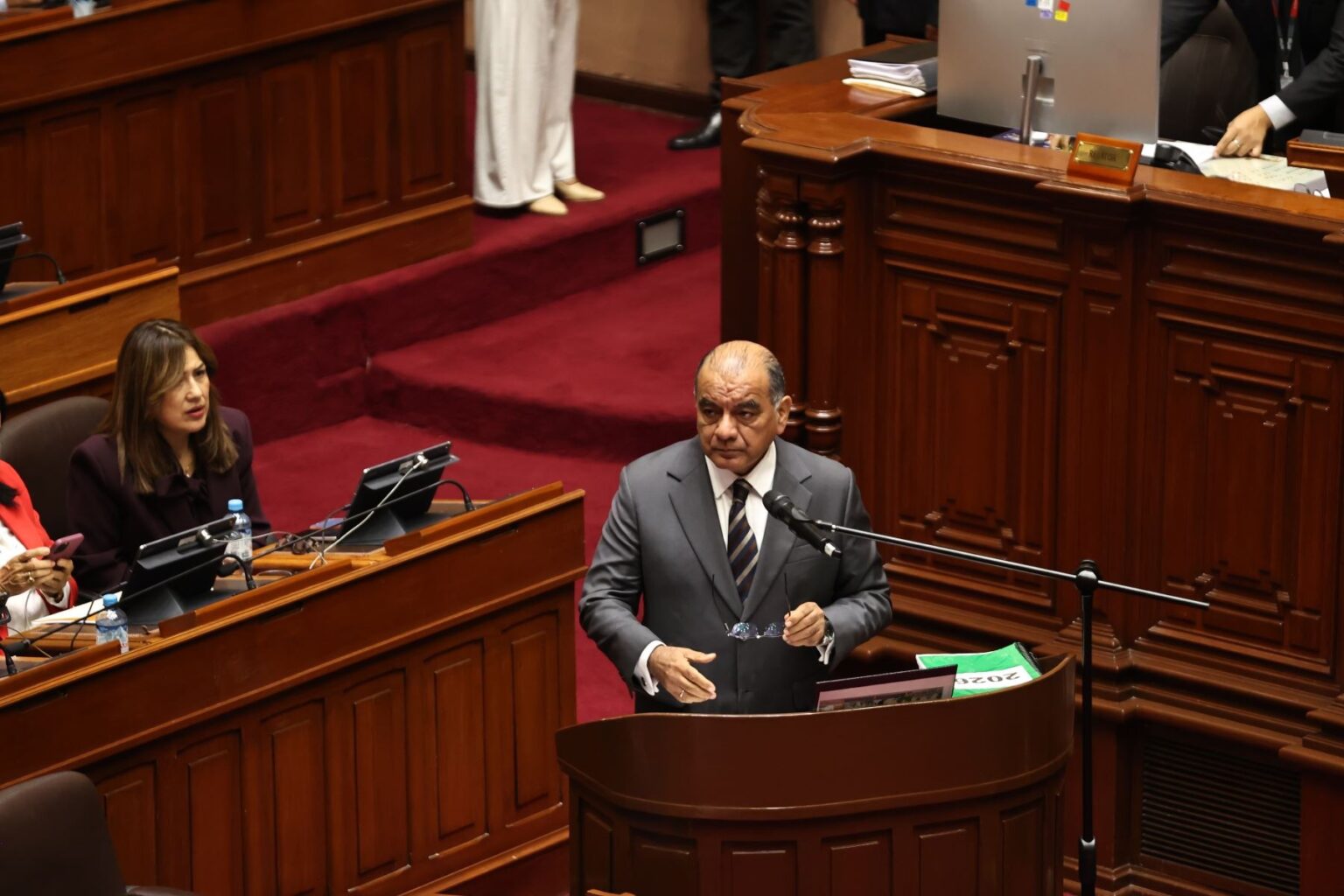 Ministro Astudillo presenta estrategia contra el crimen ante el Congreso