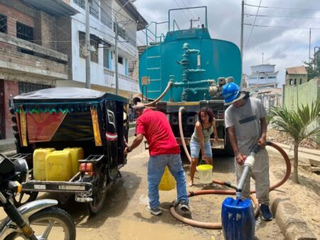 Tumbes enfrenta restricciones de agua potable por el bajo caudal del río