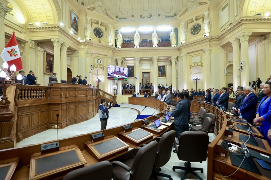 Senado otorga facultades al Ejecutivo para legislar sobre seguridad ciudadana y fenómeno El Niño