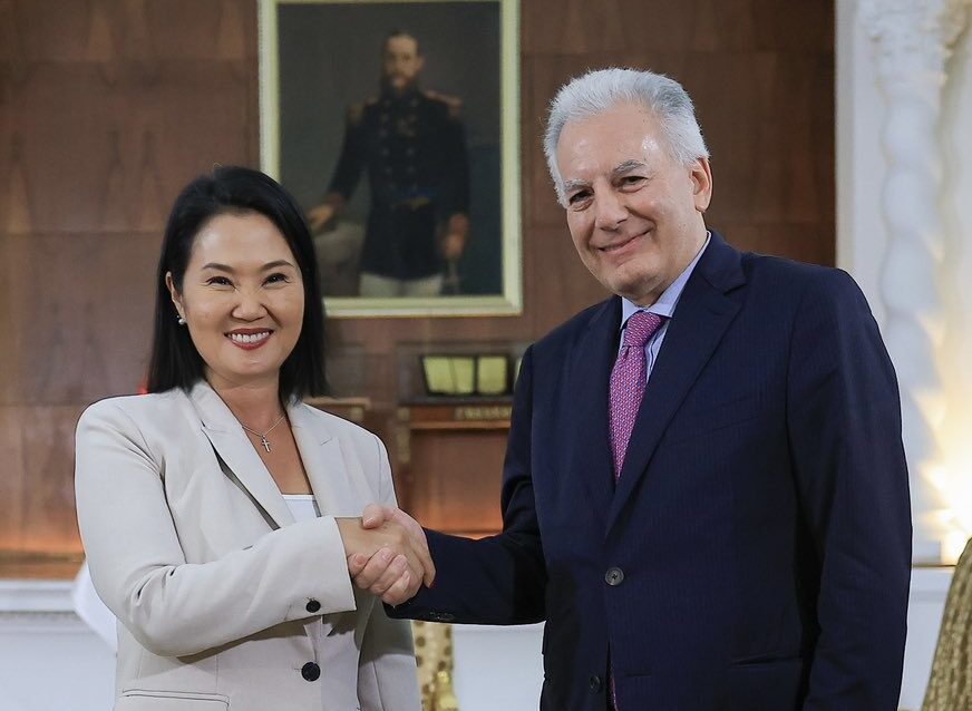 Álvaro Vargas Llosa es oficializado como embajador del Perú en Estados Unidos