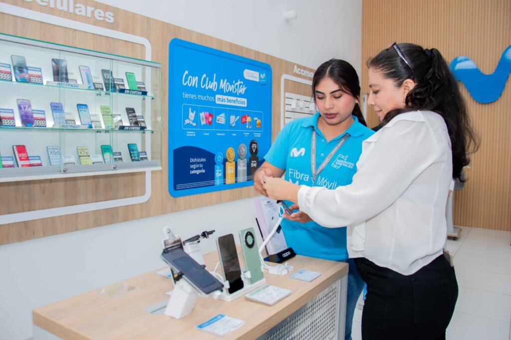 Movistar inaugura en Piura su primera tienda de formato express del país