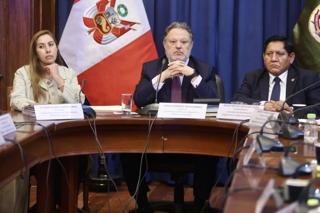Senado retomará debate sobre delegación de facultades legislativas este lunes 19